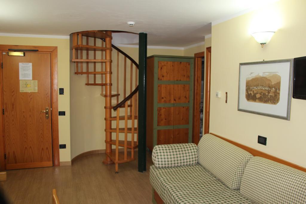 Nevesole Resort Dimaro